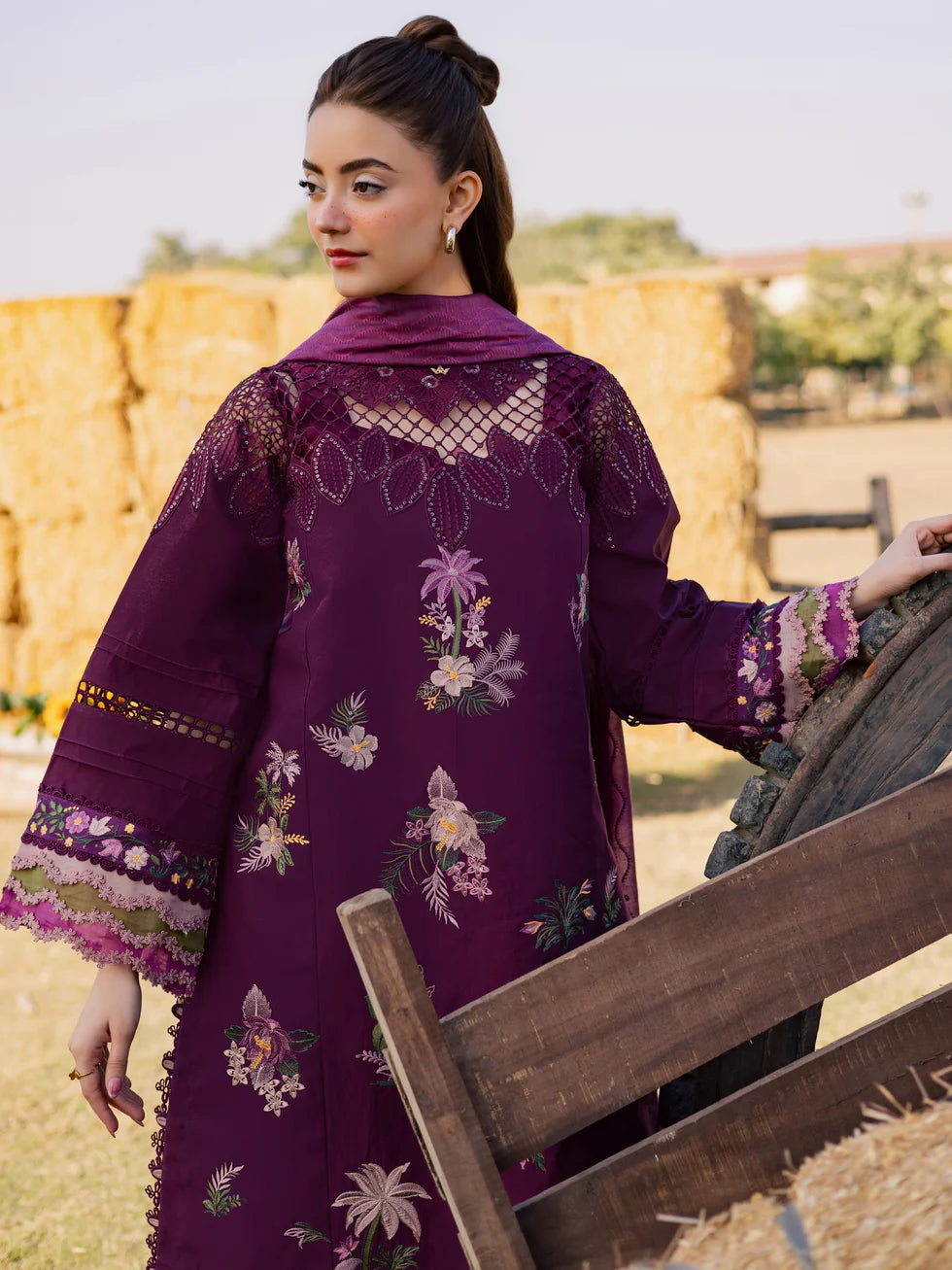 Embroidered Fashionable Traditional Wear 3pc Set