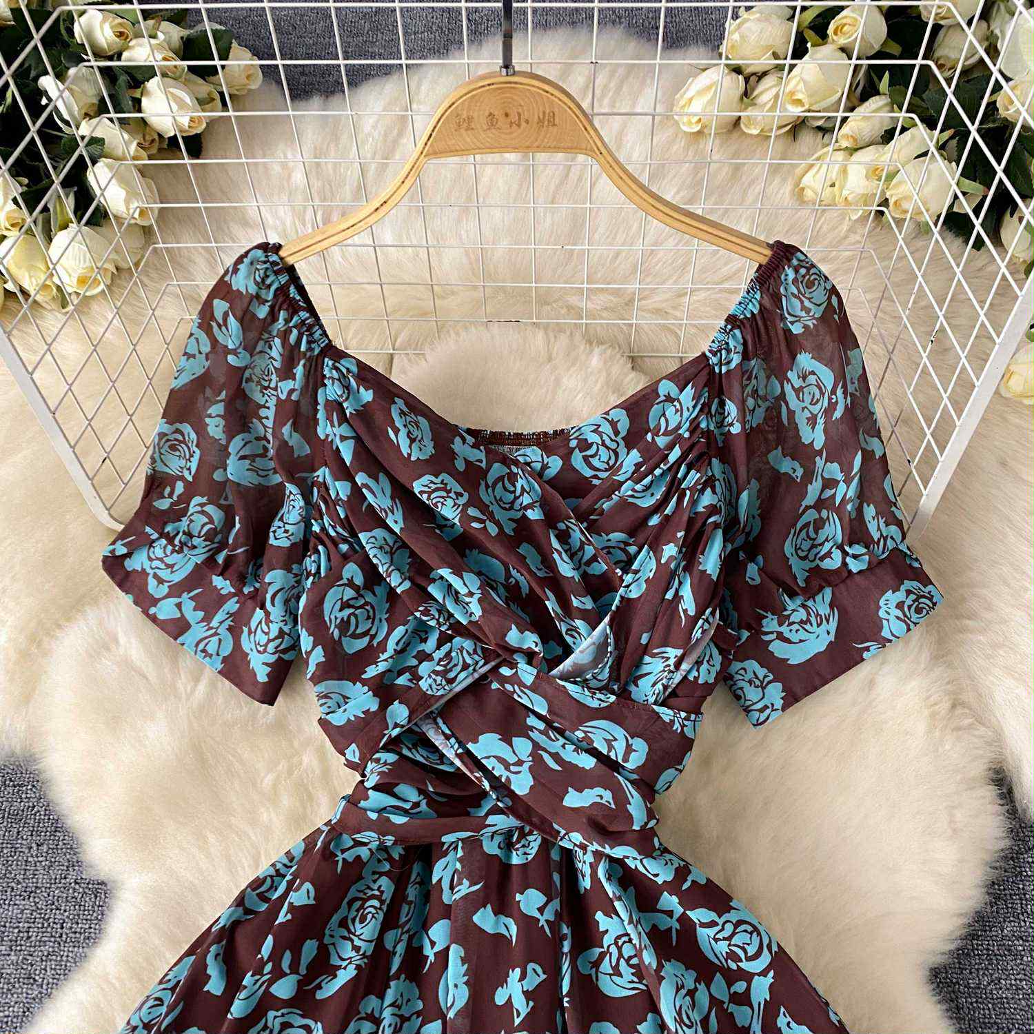 Floral Vintage Ruffle Maxi Dress – Boho Summer Off-Shoulder Gown