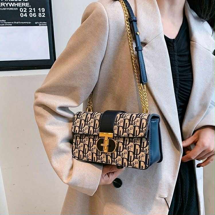 Luxury Monogram Shoulder Bag – 2025 New Style with Chain Strap