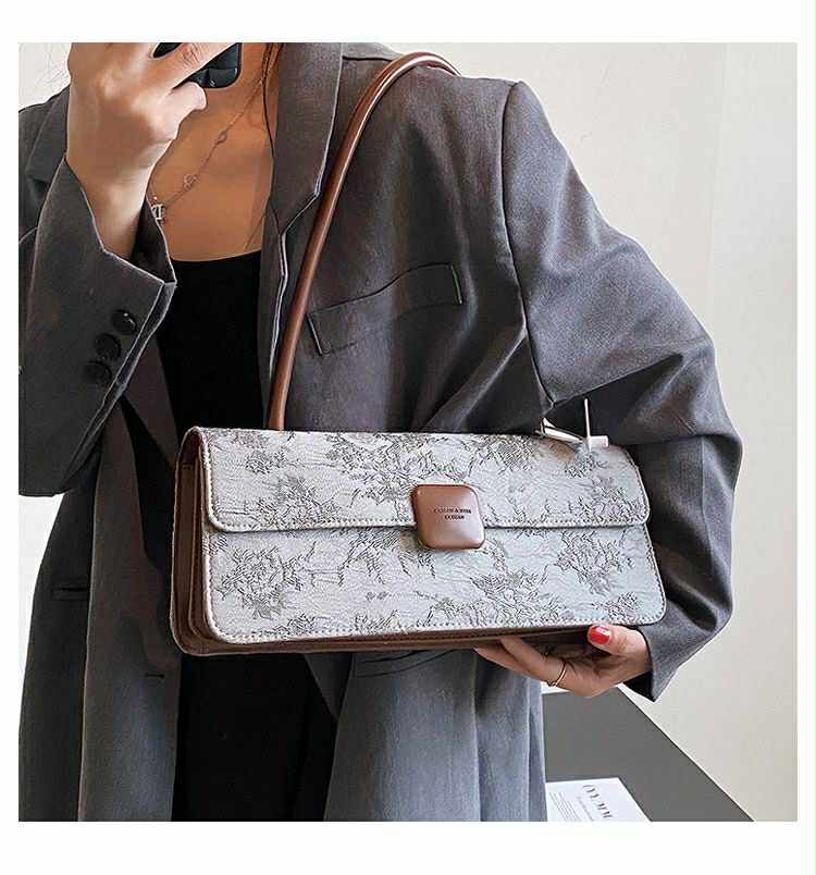 Vintage Floral Shoulder Bag – Elegant Long Clutch with Leather Strap