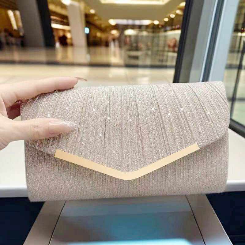 Classic Champagne Glitter Clutch – Gold Chain Envelope Bag for Evening & Party Wear